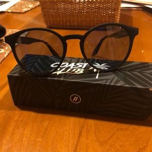 Blenders NEW Coast Club Ace black/blue sunglasses